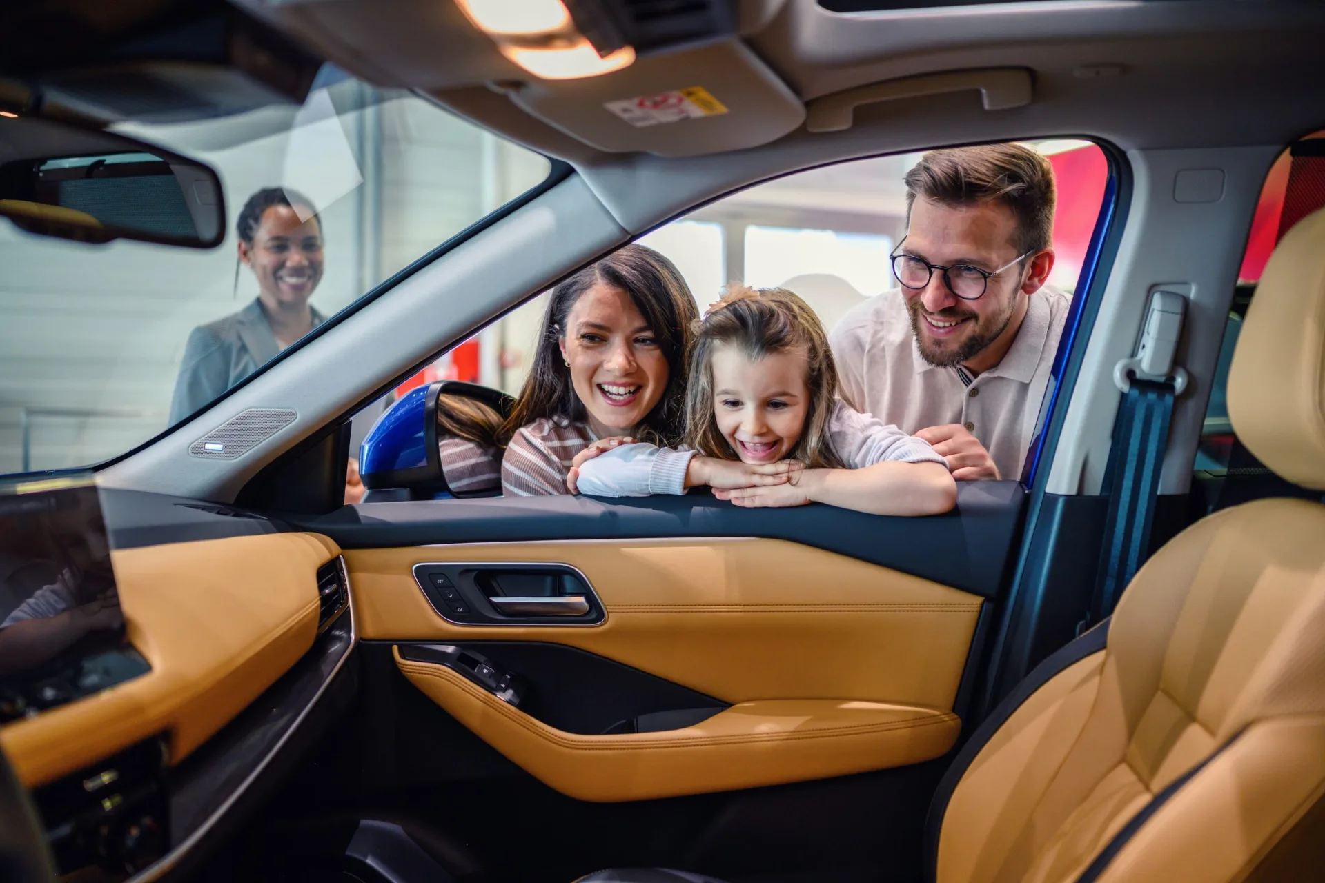Car shopper deciding whether now is a good time to buy a car